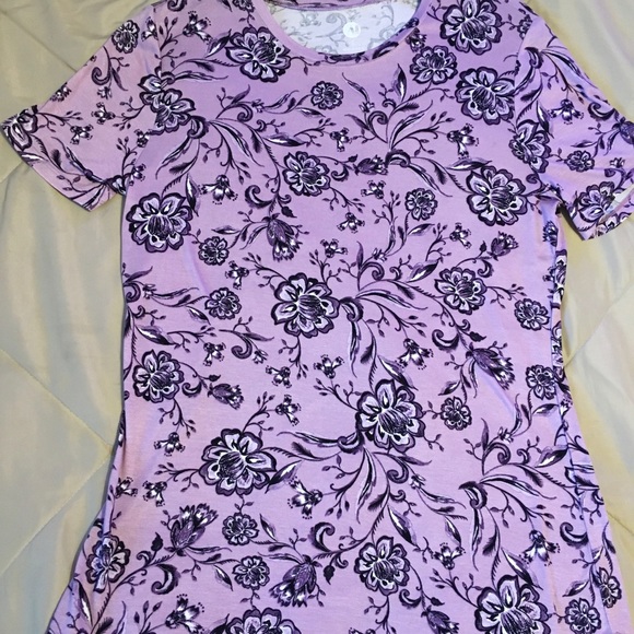 A&I - Beautiful soft & comfortable floral tunic - Picture 1 of 5